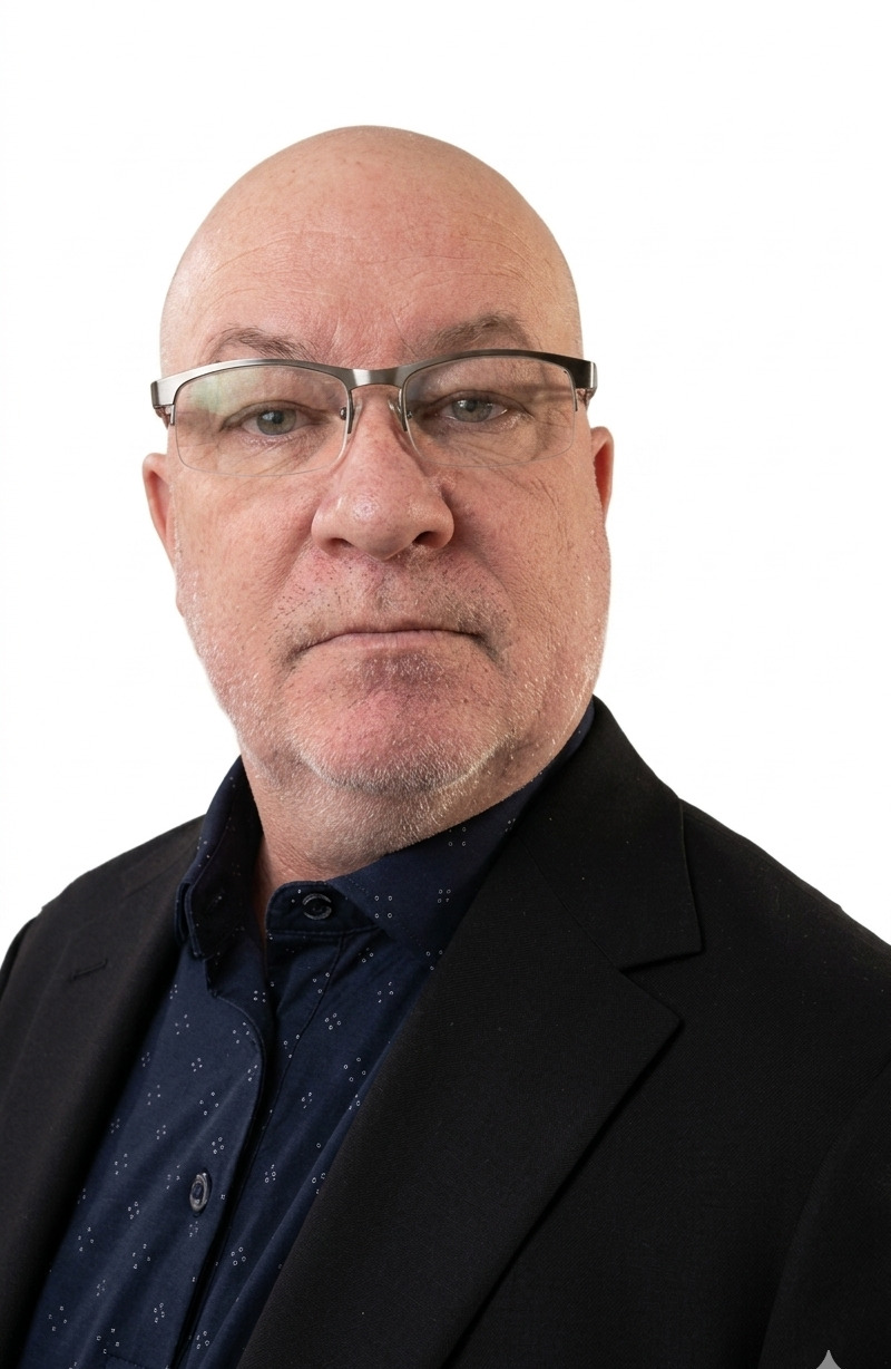 Portrait of Colin Taves, Senior Vice President, Lifecycle Services